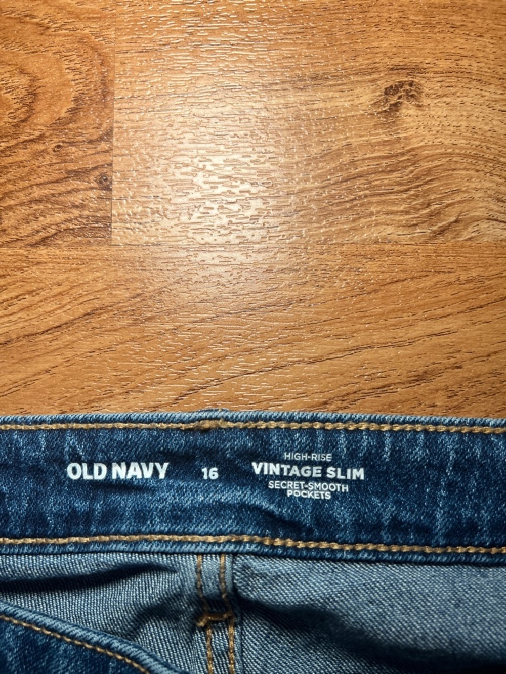 Old Navy High-Rise Vintage Slim Jeans Size 16 Medium Wash Stretch Denim - Picture 2 of 5